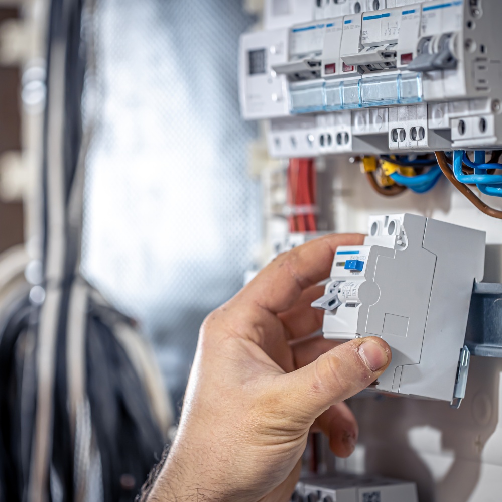 Installazione di impianto elettrico completo